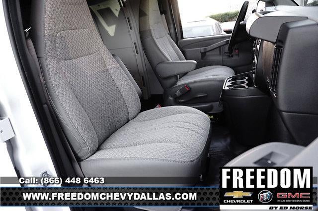 2025 Chevrolet Express Cargo 2500 Base