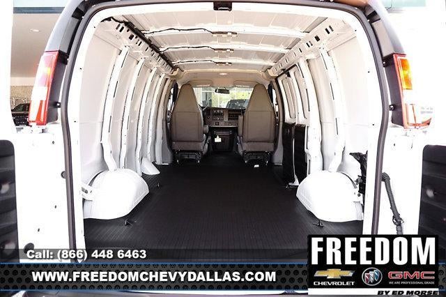 2025 Chevrolet Express Cargo 2500 Base