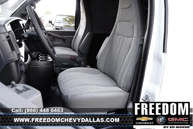 2025 Chevrolet Express Cargo 2500 Base