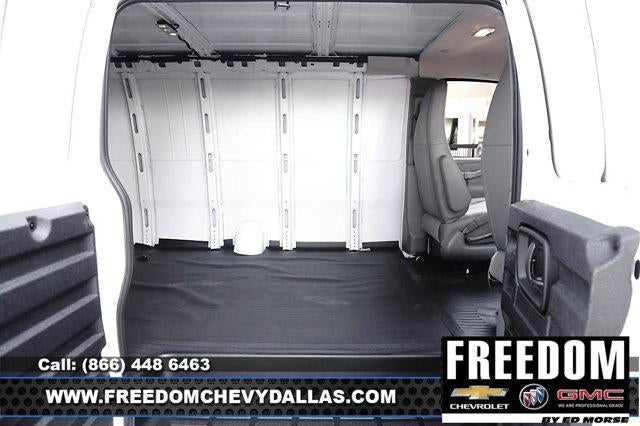 2025 Chevrolet Express Cargo 2500 Base