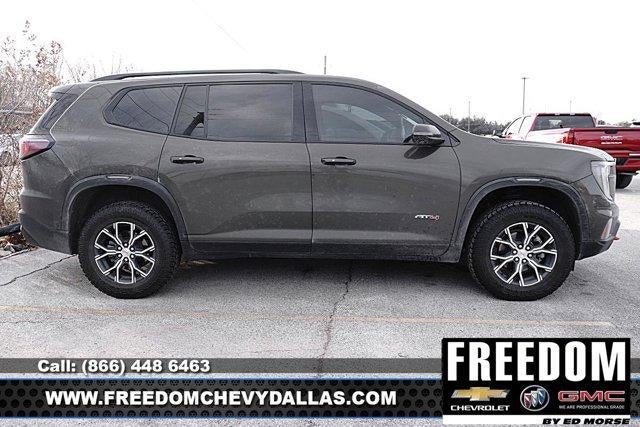 2024 GMC Acadia AT4