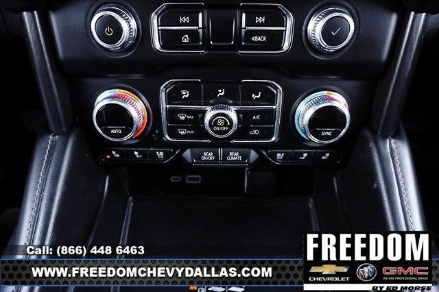 2024 GMC Yukon XL AT4