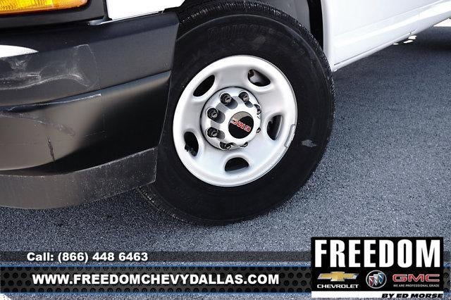 2025 GMC Savana Cargo 2500 Base