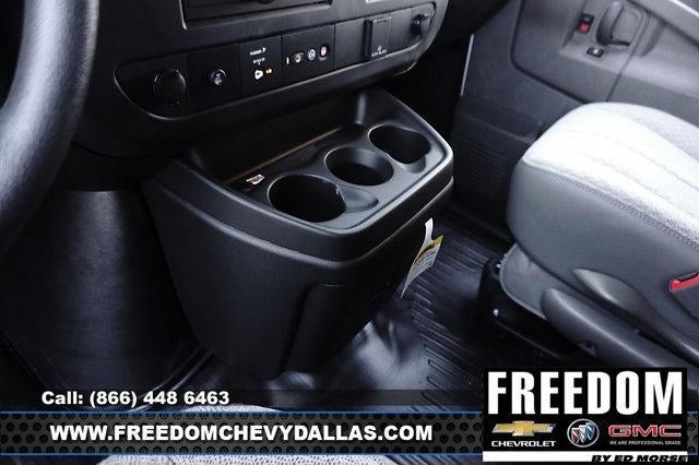 2025 GMC Savana Cargo 2500 Base