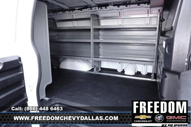 2025 GMC Savana Cargo 2500 Base