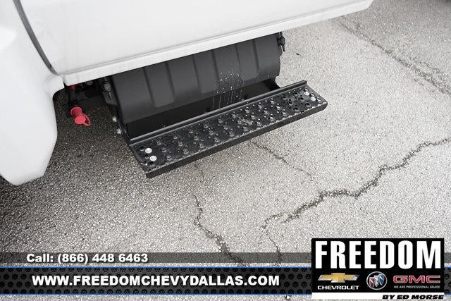 2023 Chevrolet Silverado 5500 HD LT