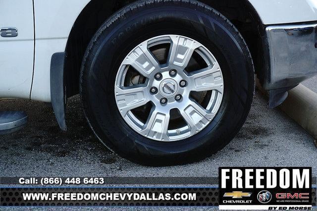 2018 Nissan TITAN SV