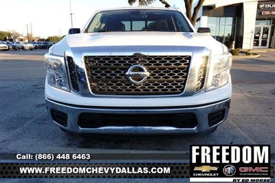 2018 Nissan TITAN SV