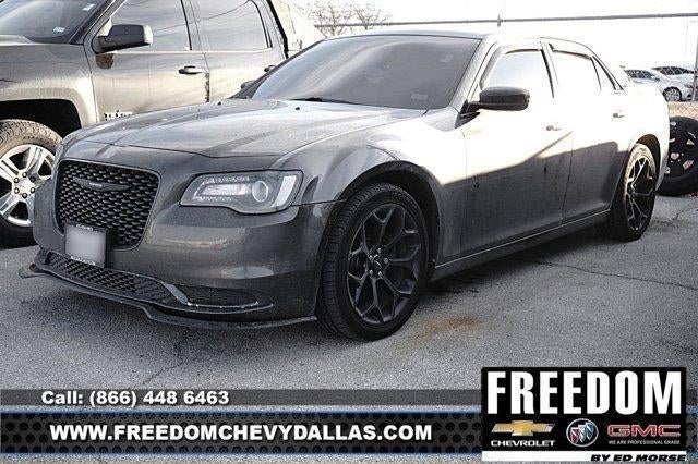 2019 Chrysler 300 Touring