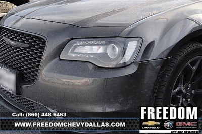 2019 Chrysler 300 Touring
