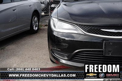 2016 Chrysler 200 Touring