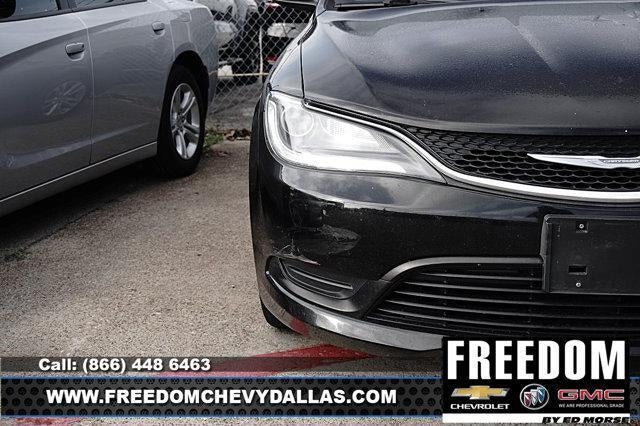 2016 Chrysler 200 Touring