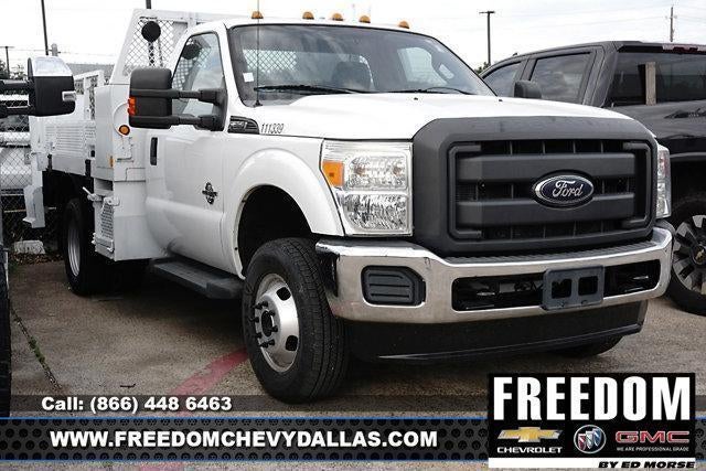 2011 Ford F-350 Super Duty Chassis Cab XL