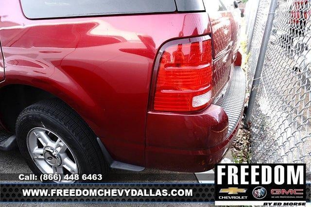 2004 Ford Explorer XLT