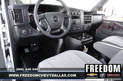 2025 Chevrolet Express Cargo WT