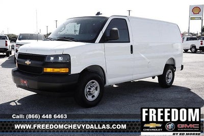 2025 Chevrolet Express Cargo WT