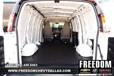 2025 Chevrolet Express Cargo WT
