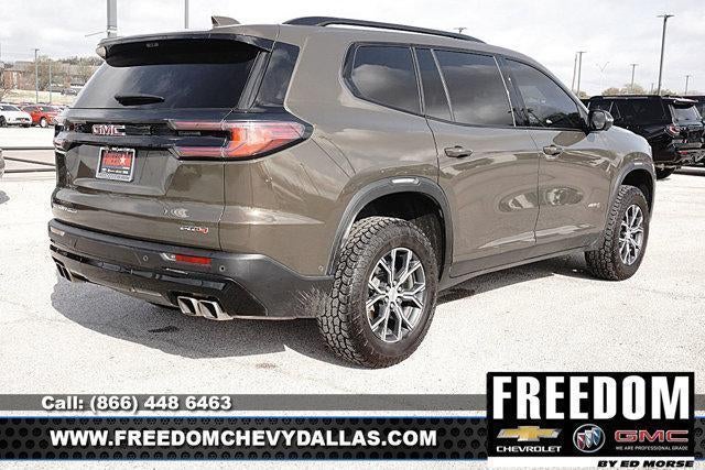 2024 GMC Acadia AT4