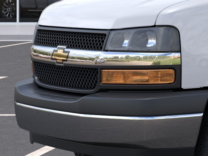 2026 Chevrolet Express Cutaway 52