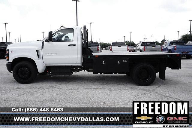 2024 Chevrolet Silverado 5500 HD Work Truck