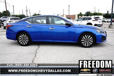 2025 Nissan Altima SV FWD