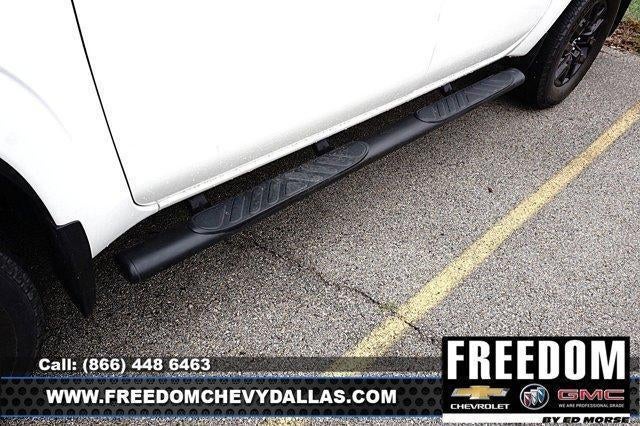 2023 Nissan Frontier Crew Cab SV 4x2