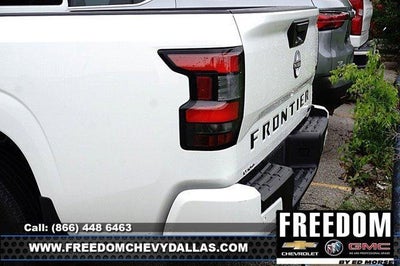 2023 Nissan Frontier Crew Cab SV 4x2