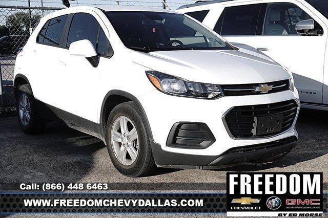 2020 Chevrolet Trax LS's photo