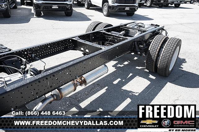 2024 Chevrolet Low Cab Forward 4500 NA