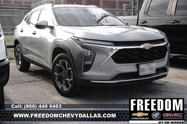 2025 Chevrolet Trax LT's photo